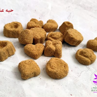 حبه عناب و دارچین